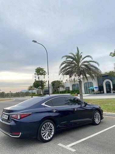 Lexus Es250 2022 - 23000 km