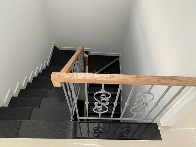 BÁN NHÀ HẺM XE HƠI HOÀNG DIỆU, LINH TRUNG, THỦ ĐỨC. 90M2, 8.3 TỶ