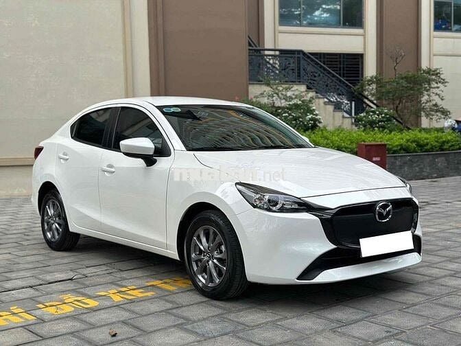 Mazda 2 2023 1.5 Luxury - 39000 km