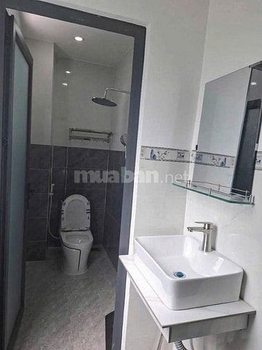 Chính Chủ cần bán gấp căn nhà gần chợ Bình Chánh