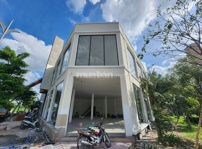 Cho thuê mặt bằng góc hai mặt tiền an khánh , quận 2 , tp thủ đức
