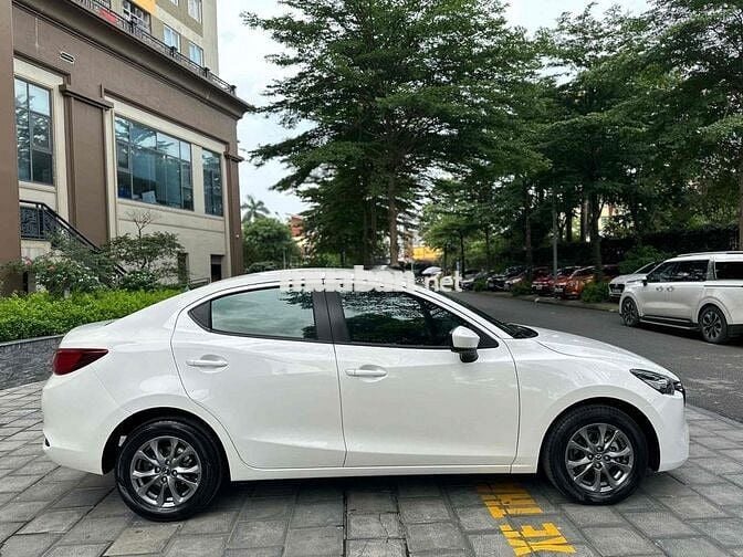 Mazda 2 2023 1.5 Luxury - 39000 km