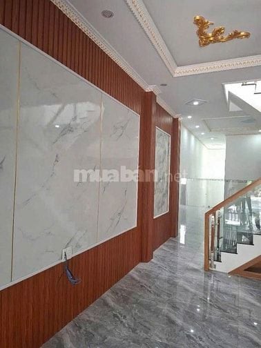 Chính Chủ cần bán gấp căn nhà gần chợ Bình Chánh