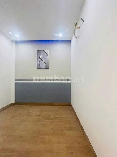 NHÀ NGAY ĐƯỜNG ĐINH ĐỨC THIỆN CÁCH TRƯỜNG THPT CHỈ 5P ĐI ĐƯỜNG GIÁ 1TY