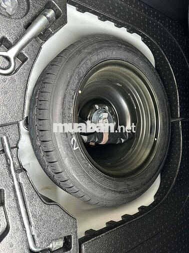 Mazda 2 2023 1.5 Luxury - 39000 km