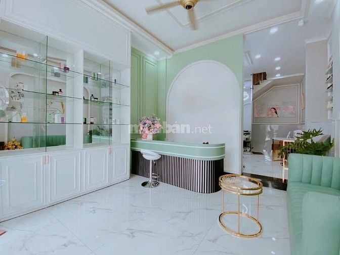 Đi nước ngoài định cư bán gấp nhà ở đường Nguyễn Thị Minh Khai, phường
