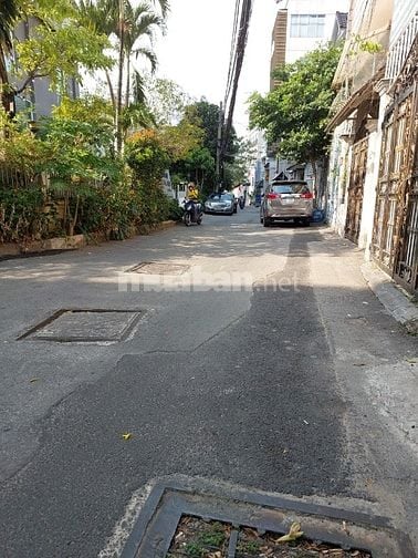 HIẾM! Căn góc 5 tầng HXH né nhau đường D1 và D3 siêu đẹp