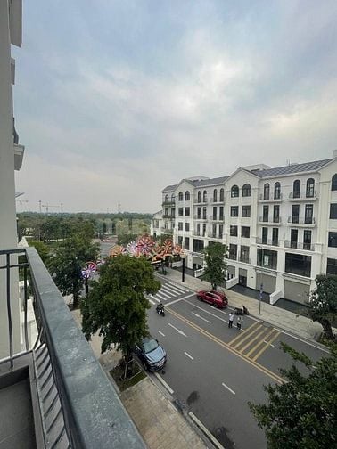 Hot nhất cho thuê nhà phố Trục D2A tốt nhất trục kinh doanh đông đúc n