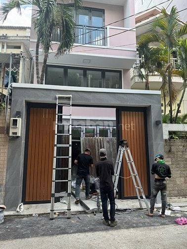 Tân Bình - Khu Hoàng Việt, P4 Nhà mới xây 11 phòng, có thang máy, nhà 