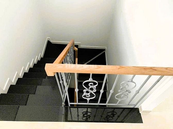 Bán nhà mới 3 tầng 84m², 3PN, sổ hồng hoàn công, hơn 8 tỷ - Linh Trung