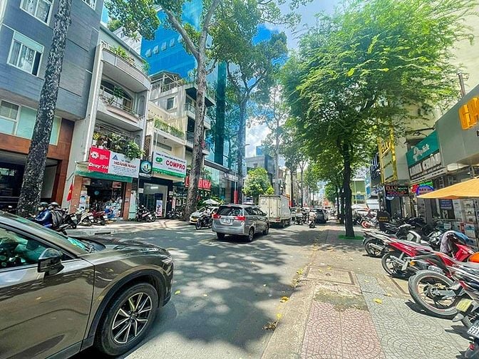 Bán nhà đất mặt tiền Tôn Thất Tùng, Bến Thành, Q1, 431.4m², nở hậu