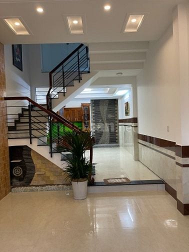Bán nhà 1 trệt 2 lầu phường tăng Nhơn Phú b ĐT 4x15.5m giá 7ty2