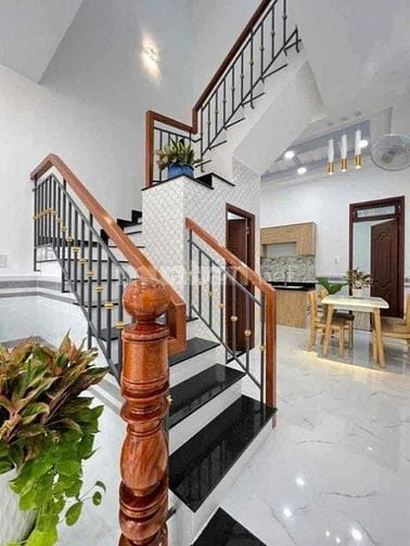Bán nhà Nguyễn Thị Thập,Bình Thuận,Q7, ngang 4m,HXH,sang tên nhanh 1p