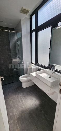 Hot nhất cho thuê nhà phố Trục D2A tốt nhất trục kinh doanh đông đúc n