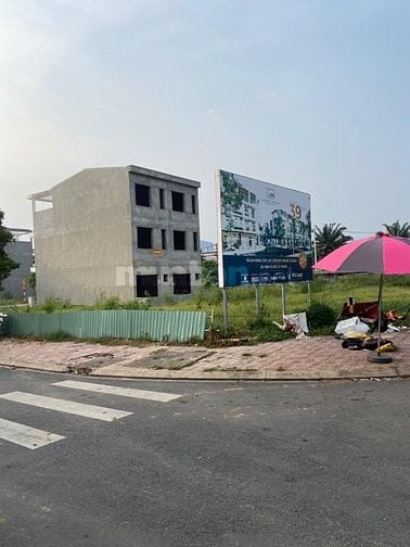 Bán gấp đất Bình Dương, mặt tiền đường 12m