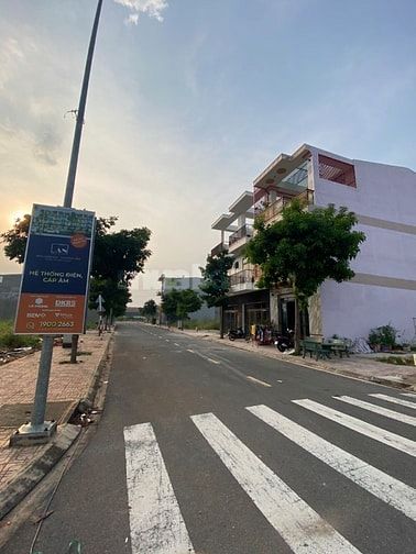 Bán gấp đất Bình Dương, mặt tiền đường 12m