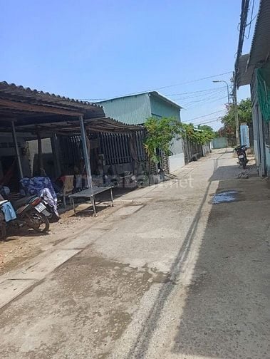 Bán lô đất chính chủ full thổ cư, tiếp giáp trục đường Lương Văn Nho.