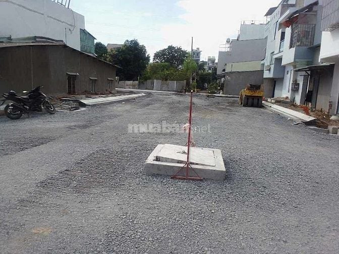 BÁN NHÀ 2 MẶT TIỀN, HẺM XE HƠI 10m