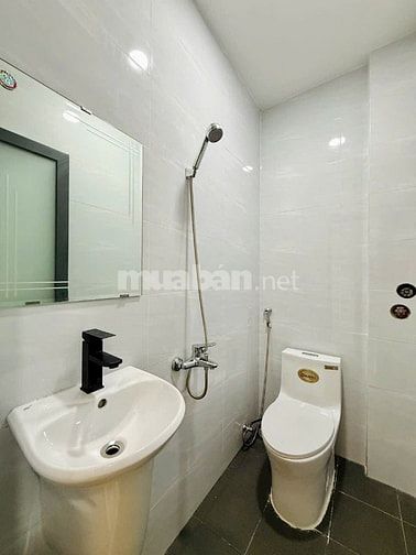 Nhà tuyệt đẹp CAO CẤP hẻm xe hơi Huỳnh Văn Nghệ, P15, Q.Tân Bình.