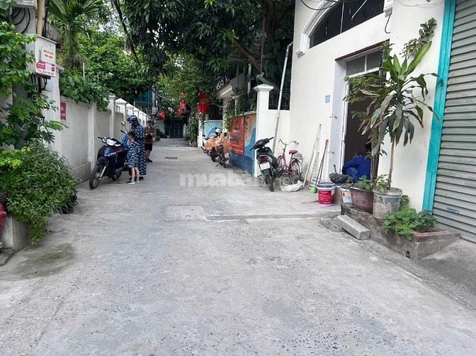 Bán gấp 2 phòng trọ 56m tại ngõ 92 Thượng Thanh, Long Biên. Giá đầu tư