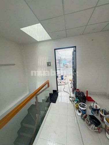 NHÀ MỚI HOÀN THIỆN , HẺM XE HƠI , CÁCH MT KHOẢNG 30m