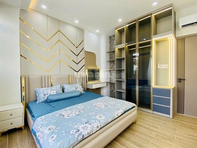 BÁN NHÀ NGỘP 2 MẶT TIỀN HẺM ÔTÔ 1T3L NGUYỄN ĐÌNH CHIỂU P4 PHÚ NHUẬN