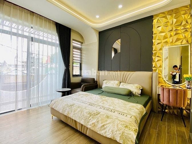 BÁN NHÀ NGỘP 2 MẶT TIỀN HẺM ÔTÔ 1T3L NGUYỄN ĐÌNH CHIỂU P4 PHÚ NHUẬN