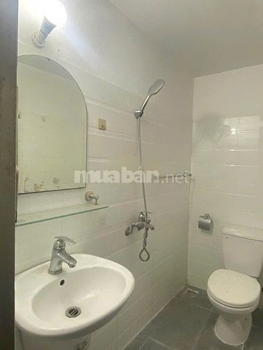 Cho thuê nhà Nguyên Căn Ngõ 463 Phố Đội Cấn -Ba đình- Hà nội 