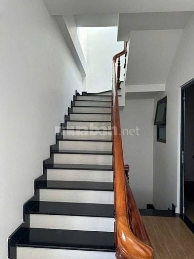 Nhà Phan Bội Châu bán 2 tỷ 430 nhà trống ở ngay hoặc cho thuê liền