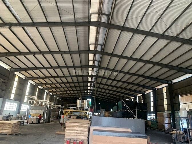 Cho thuê nhà xưởng mới đẹp 2.700m2 , khu vực Bình Tân , giá tốt