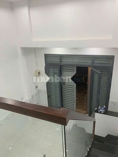 Cho thuê nhà hẻm 5m(XH) Bình Trị Đông, P.B.T.Đông A, Q.B.Tân giá 6tr