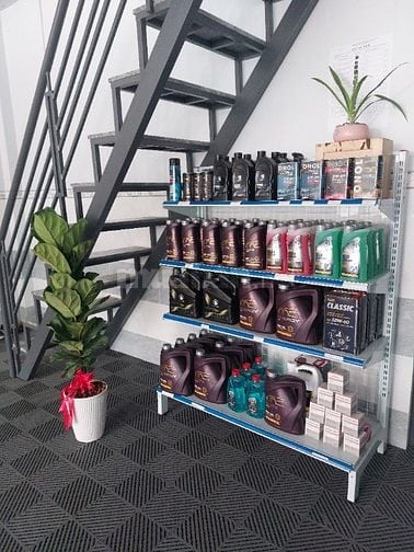 CẦN SANG NHƯỢNG GẤP GARA : CHĂM SÓC,BẢO DƯỠNG,LẮP ĐẶT PHỤ KIỆN XE HƠI
