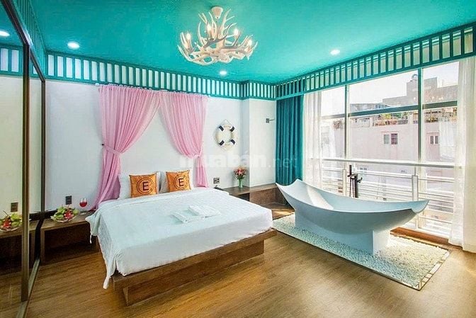 Bán tòa nhà khách sạn Quận 3, 6 tầng, 33 phòng, thu nhập ổn định