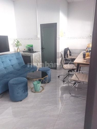 CẦN SANG NHƯỢNG GẤP GARA : CHĂM SÓC,BẢO DƯỠNG,LẮP ĐẶT PHỤ KIỆN XE HƠI