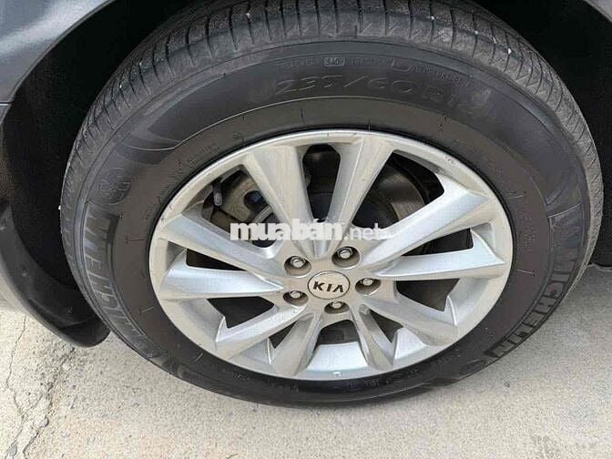 Kia Sedona 2018 2.2L DATH - 90000 km