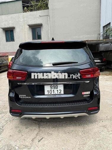 Kia Sedona 2018 2.2L DATH - 90000 km