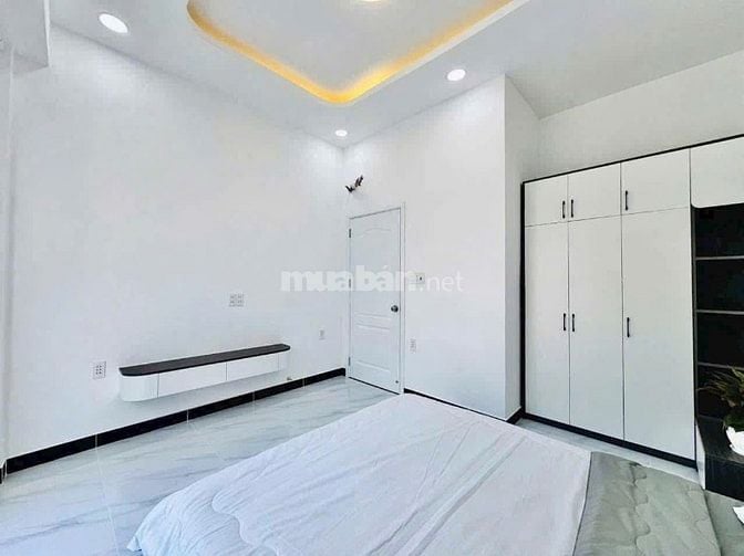 CÔ NGA VỀ QUÊ CẦN BÁN GẤP NHÀ 1T1L 1TỶ990 Đ.NGUYỄN THÁI SƠN P4 GÒ VẤP