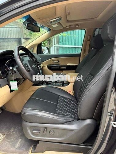Kia Sedona 2018 2.2L DATH - 90000 km