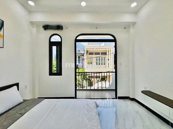 CÔ NGA VỀ QUÊ CẦN BÁN GẤP NHÀ 1T1L 1TỶ990 Đ.NGUYỄN THÁI SƠN P4 GÒ VẤP
