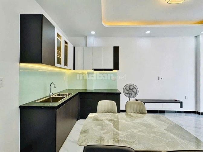 CÔ NGA VỀ QUÊ CẦN BÁN GẤP NHÀ 1T1L 1TỶ990 Đ.NGUYỄN THÁI SƠN P4 GÒ VẤP