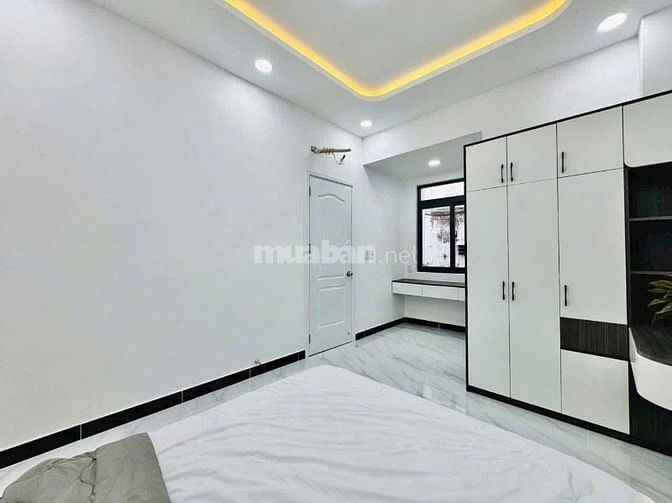 CÔ NGA VỀ QUÊ CẦN BÁN GẤP NHÀ 1T1L 1TỶ990 Đ.NGUYỄN THÁI SƠN P4 GÒ VẤP