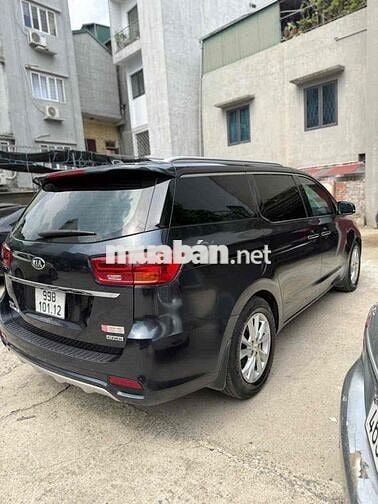 Kia Sedona 2018 2.2L DATH - 90000 km