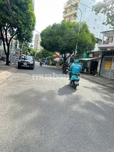 Bán nhà mặt tiền Cống Lở, Phường 15, Tân Bình - Khu kinh doanh sầm uất