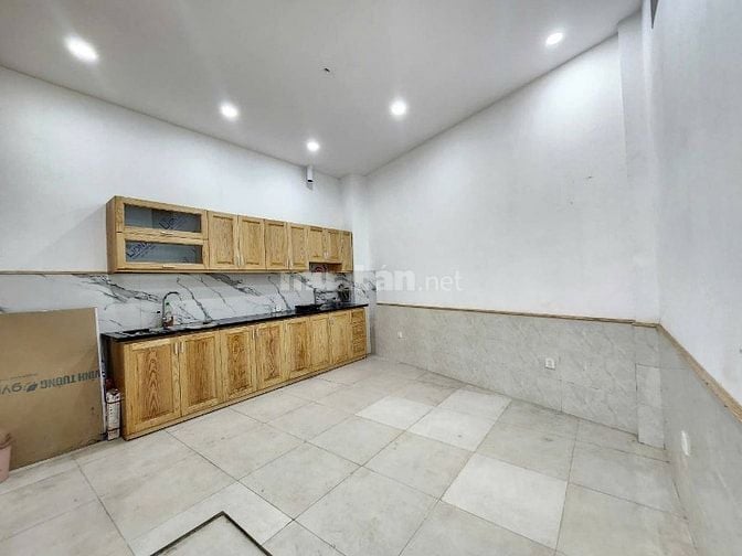  NHÀ ĐẸP - MẶT TIỀN TO  - NGÕ Ô TÔ - Ô TÔ VÀO NHÀ