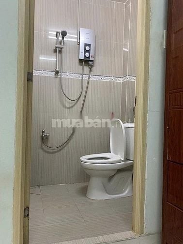 Cho thuê nhà 3m (BG) Lạc Long Quân, P.8, Q.Tân Bình giá 10tr