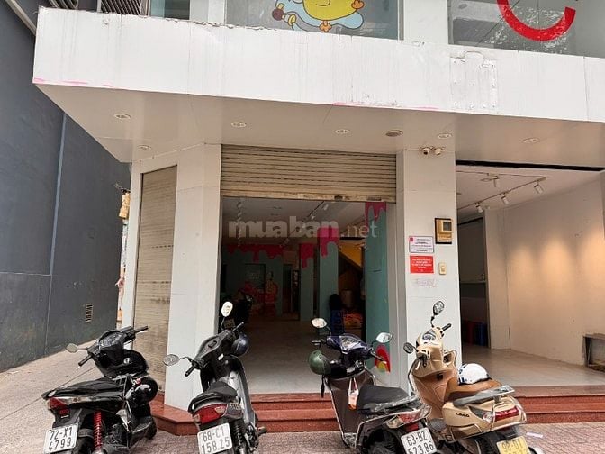 Cho thuê nhà MT Nguyễn Trãi 7,2m x 17m - 7 tầng lầu giá 380tr 