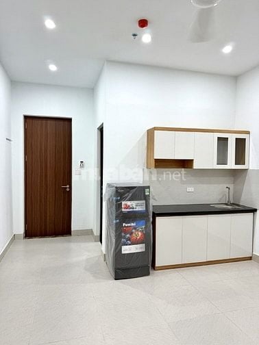 Bán tòa nhà căn hộ dịch vụ xây mới phố Trường Chinh, Dt 75m2, 7t.