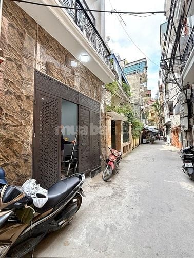 Bán tòa nhà căn hộ dịch vụ xây mới phố Trường Chinh, Dt 75m2, 7t.
