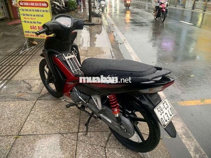 Honda wave RSX Fi 2018 mới 90% biển số thành phố