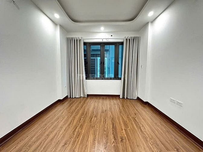 Bán nhà Khương Đình Thanh Xuân, 8.2 tỷ Ô tô, Ngõ Thông 39m2  MT bề thế